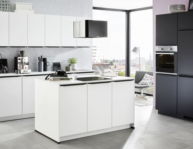 Küche mit Kochinsel